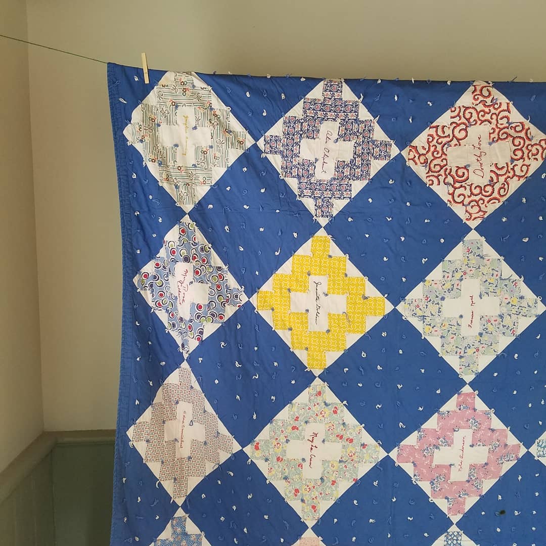 Hand Tied Album Quilt