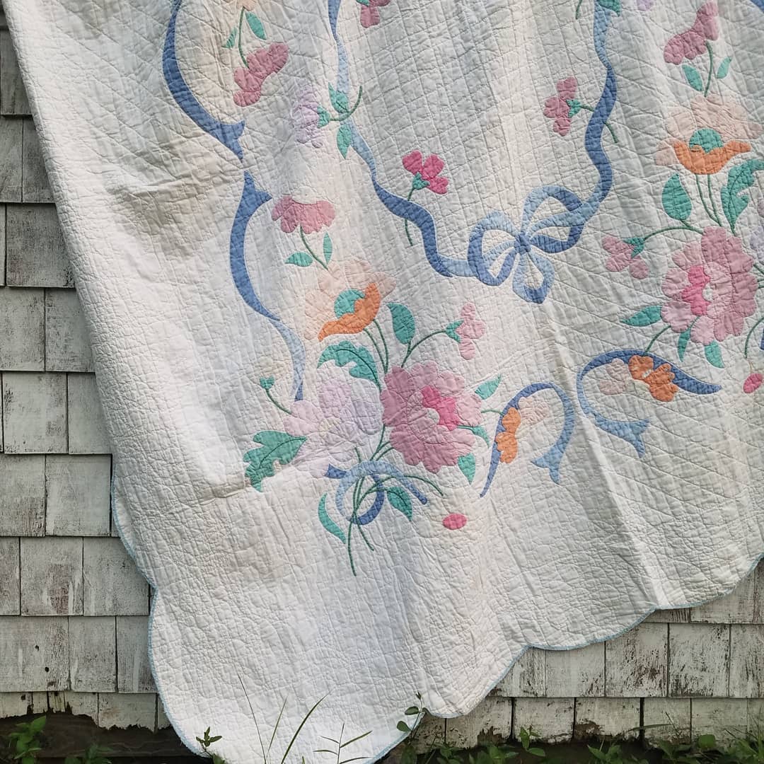 Floral Applique Quilt