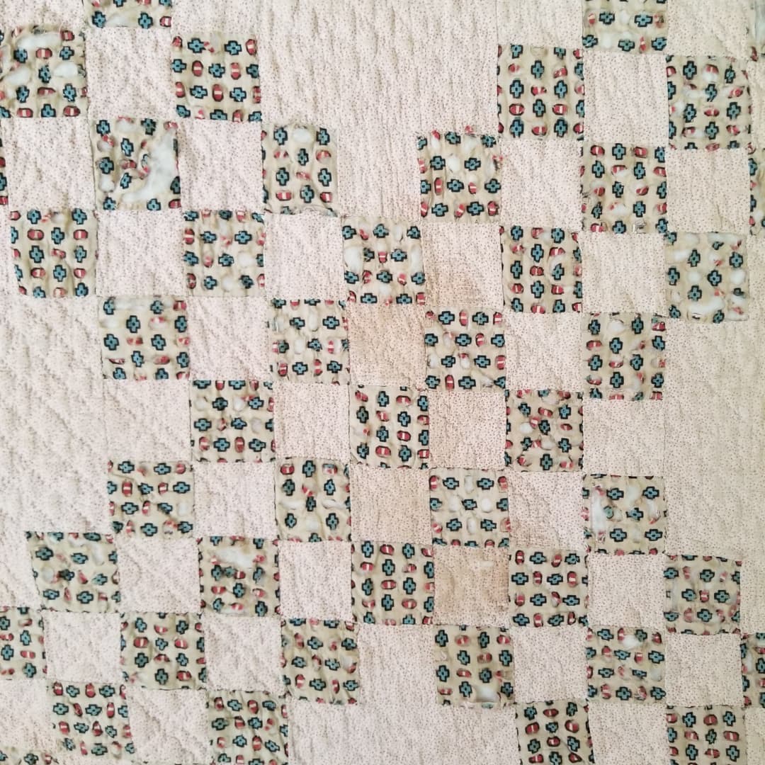 Tan and Pink Triple Chain Quilt