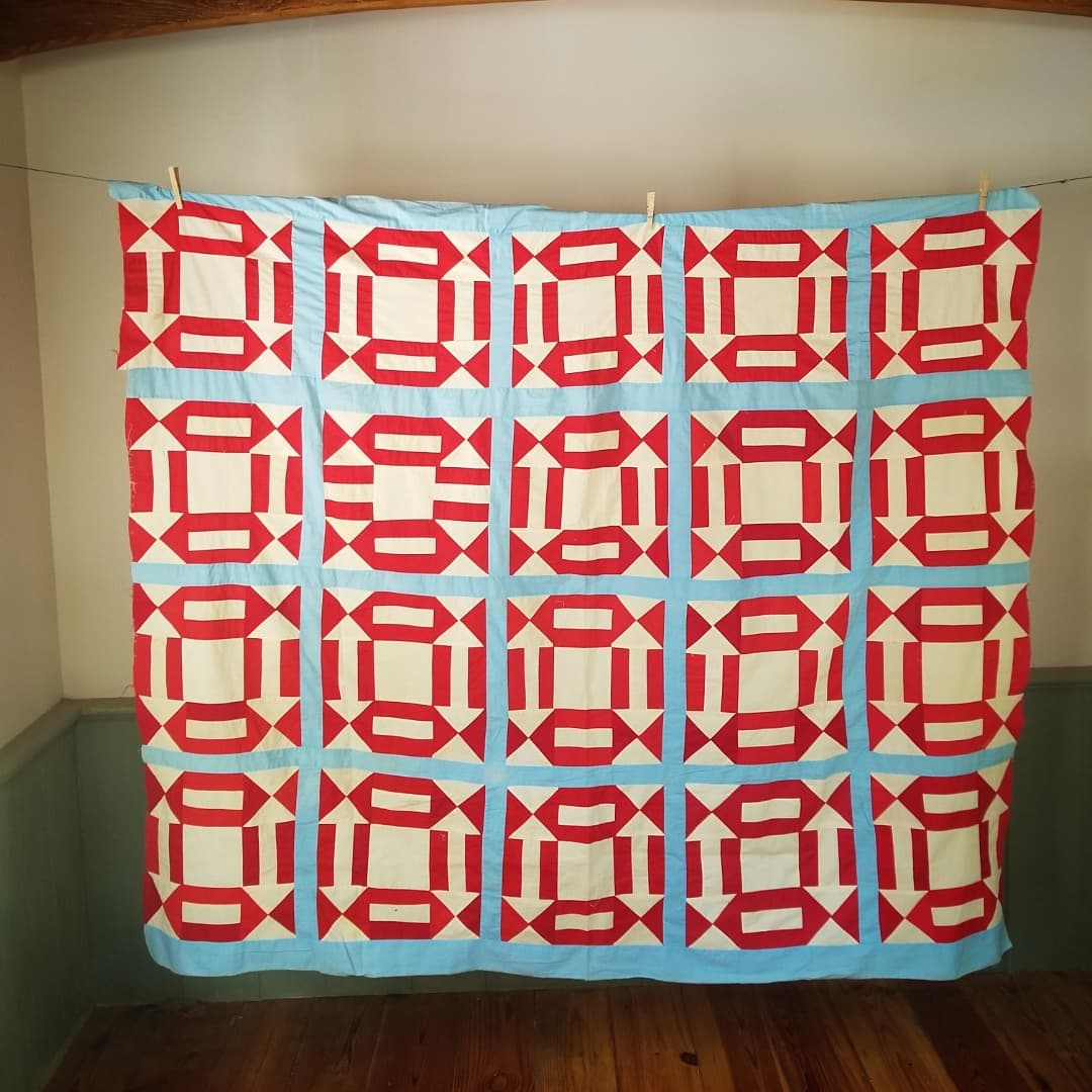 Red & Blue Double Arrows Quilt Top