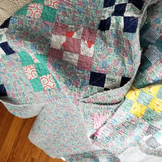 Floral 50's 9 Patch Quilt