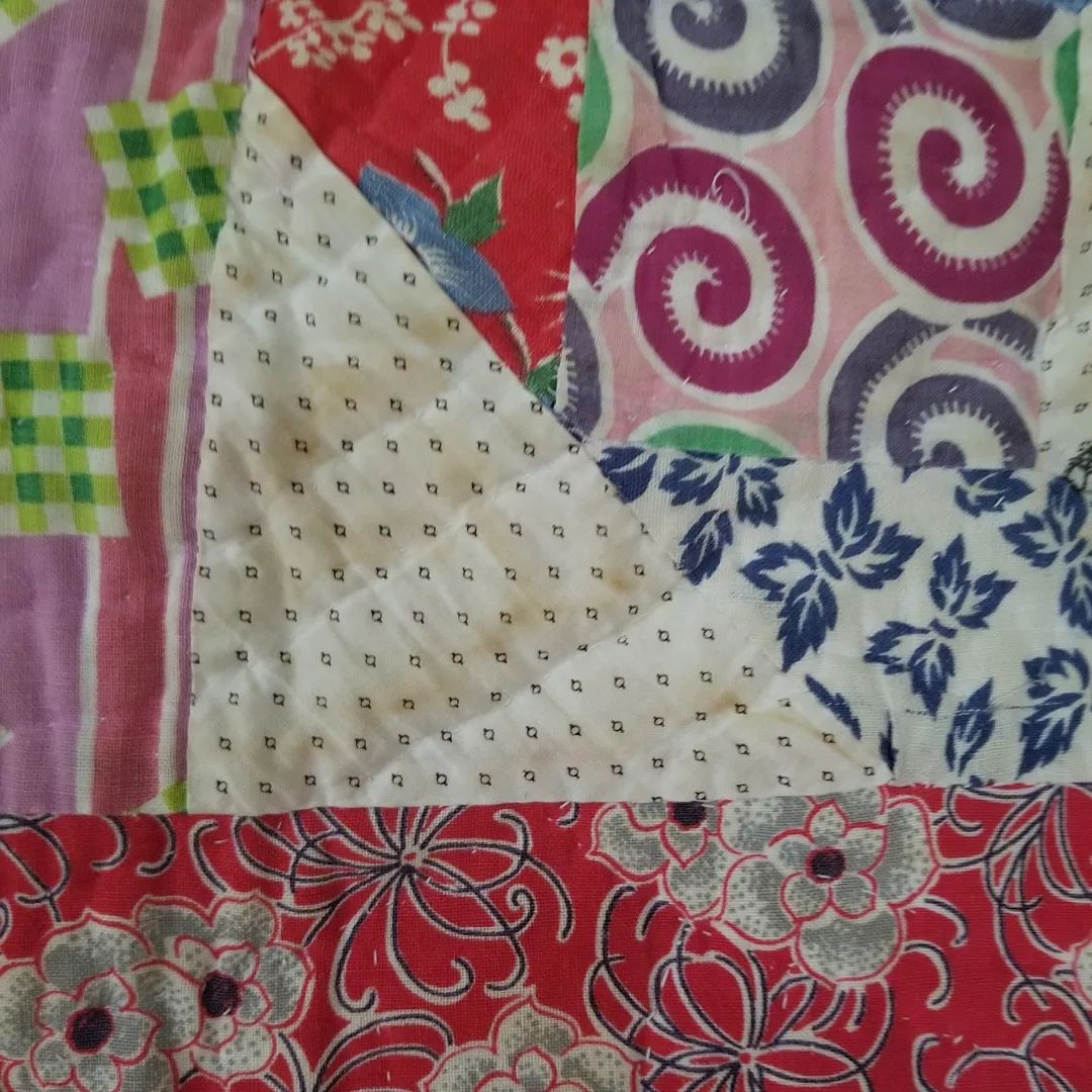 Gingham-Backed Star Quilt