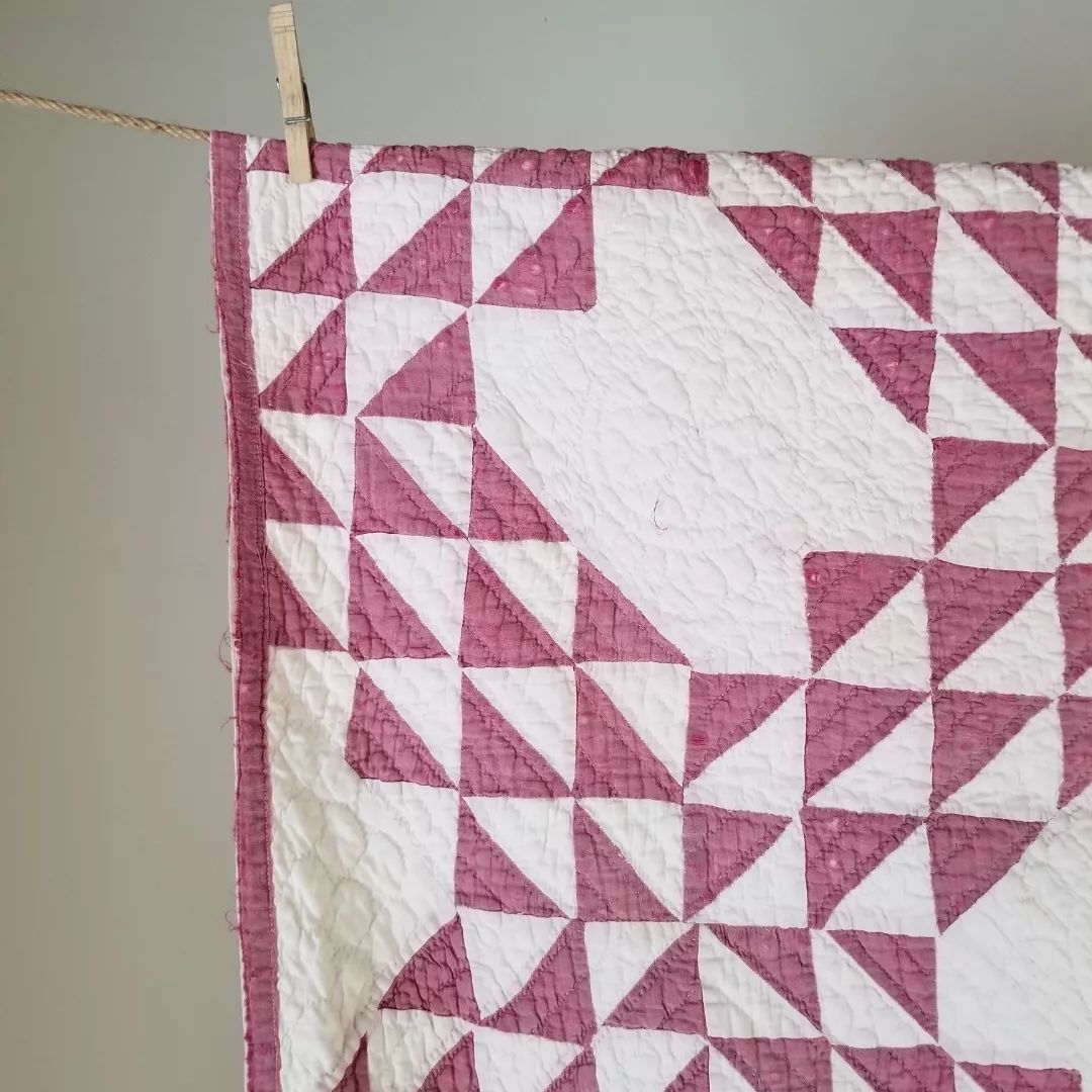 Burgundy Ocean Waves Quilt