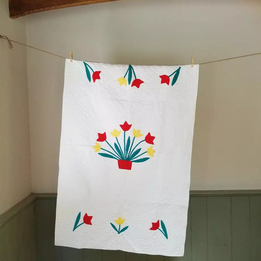 Tulip Crib Quilt