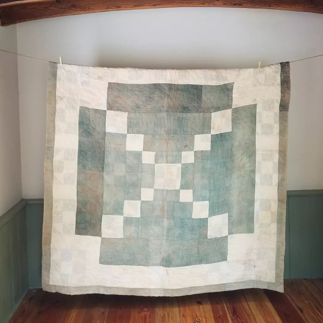 Quilt in a Flour Sack Quilt