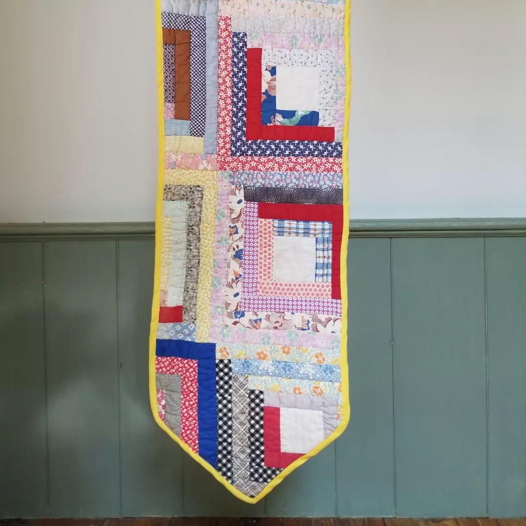 Log Cabin Runner