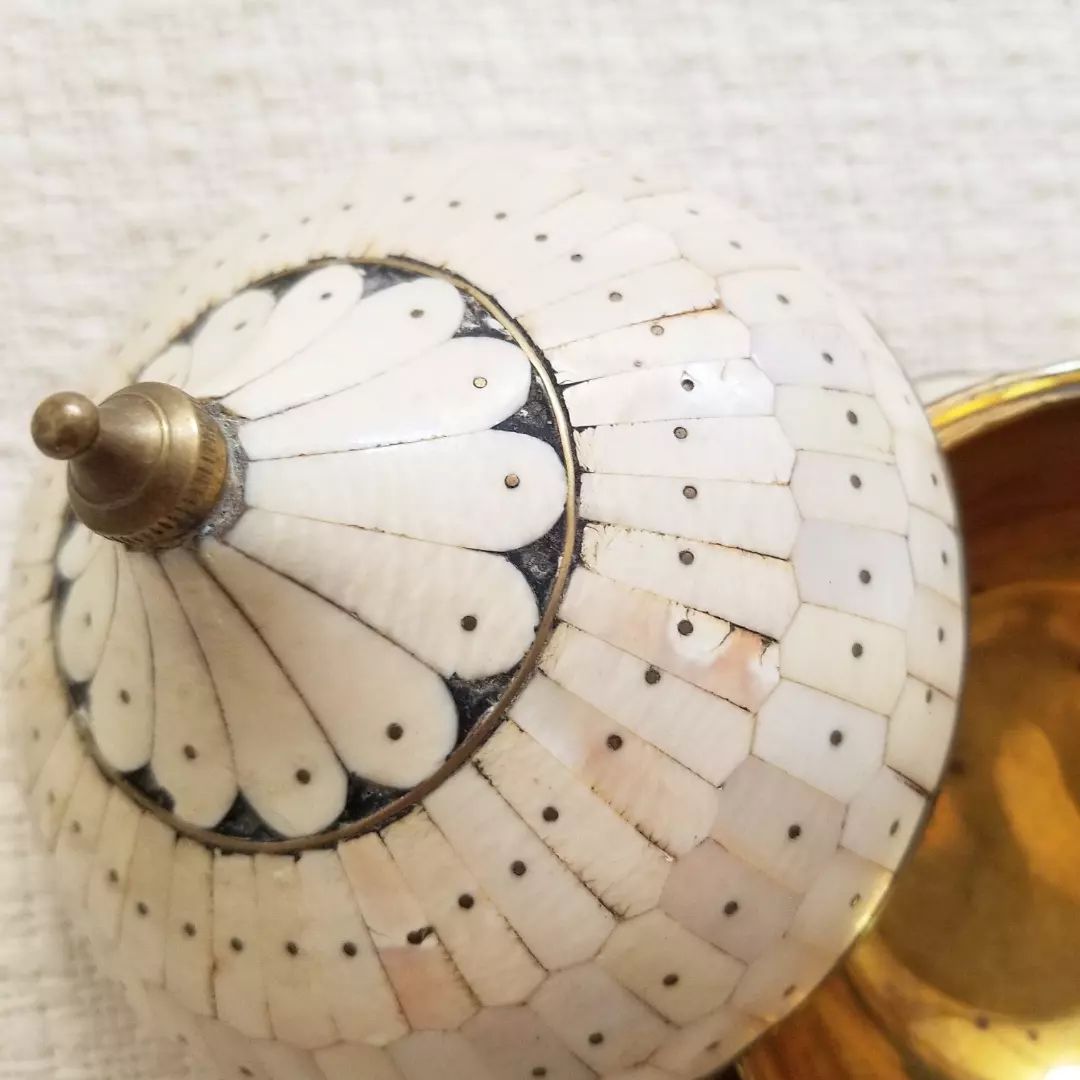 Ivory & Brass Keepsake Box Memento