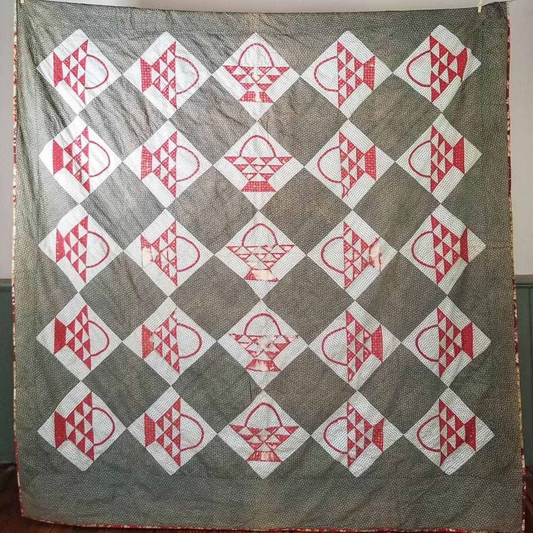 Green and Red Calico Basket Quilt