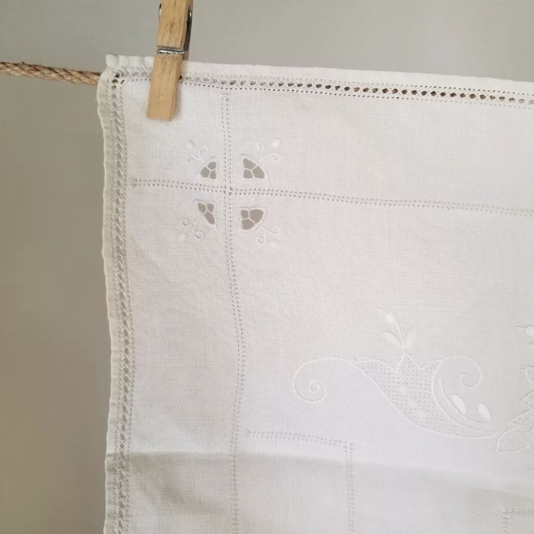 Linen Hand-worked Cloth