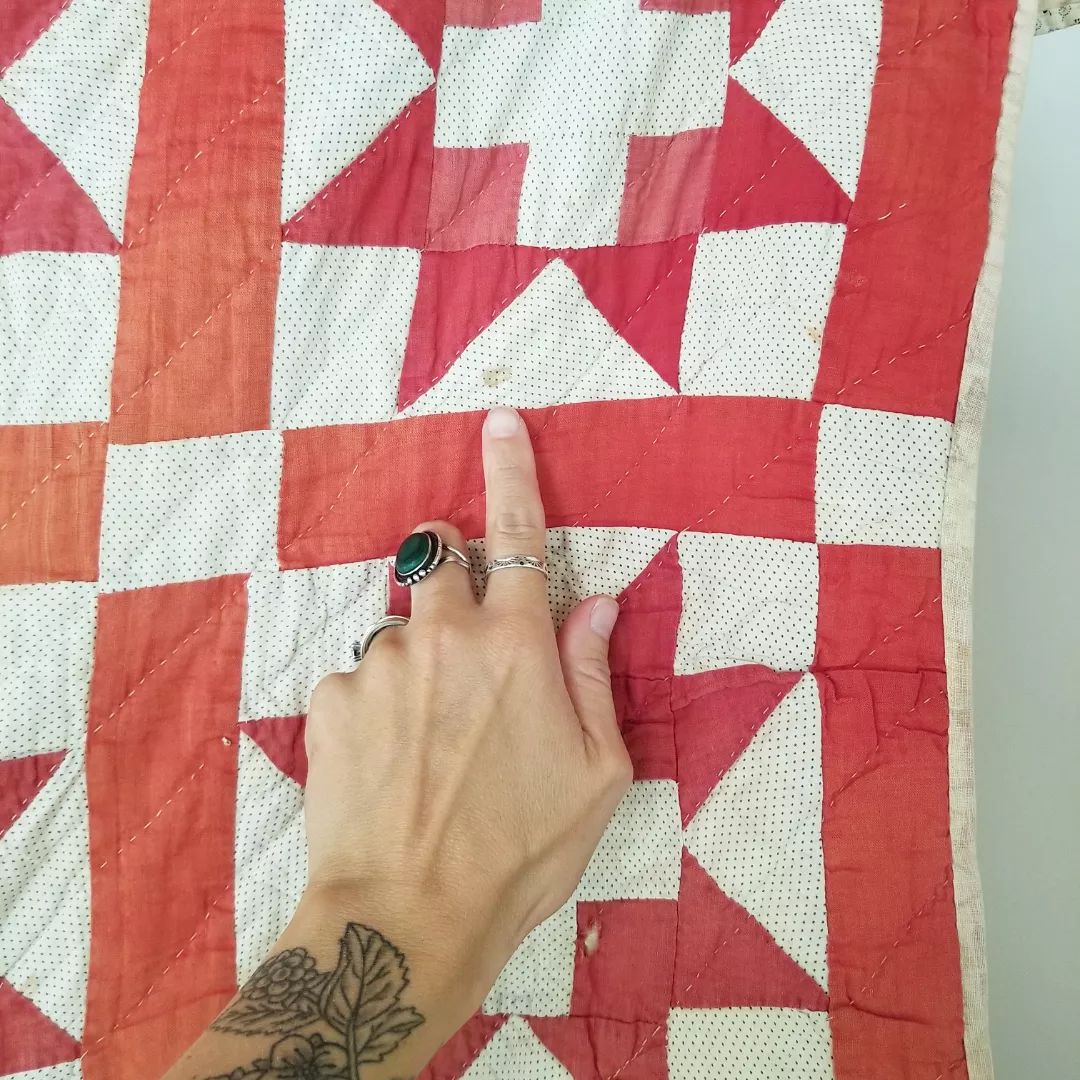 Red and Calico Star Quilt