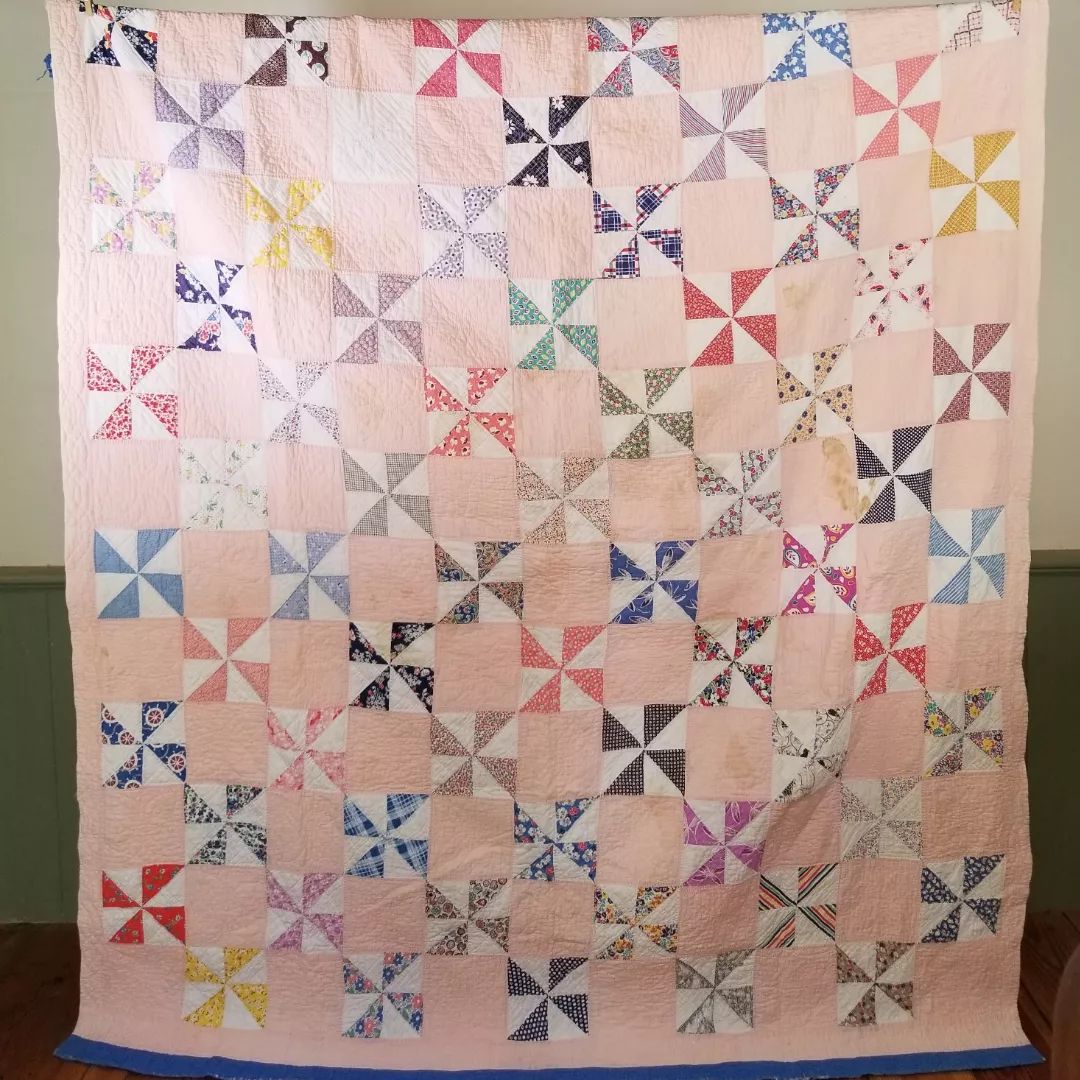 Soft Pink Pinwheel Quilt