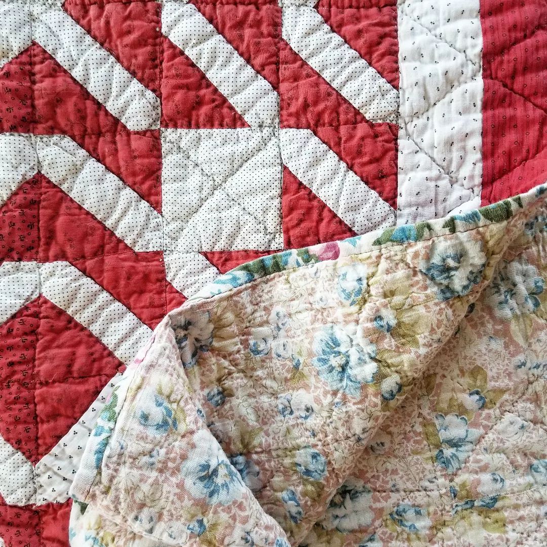 Red Floral Quilt