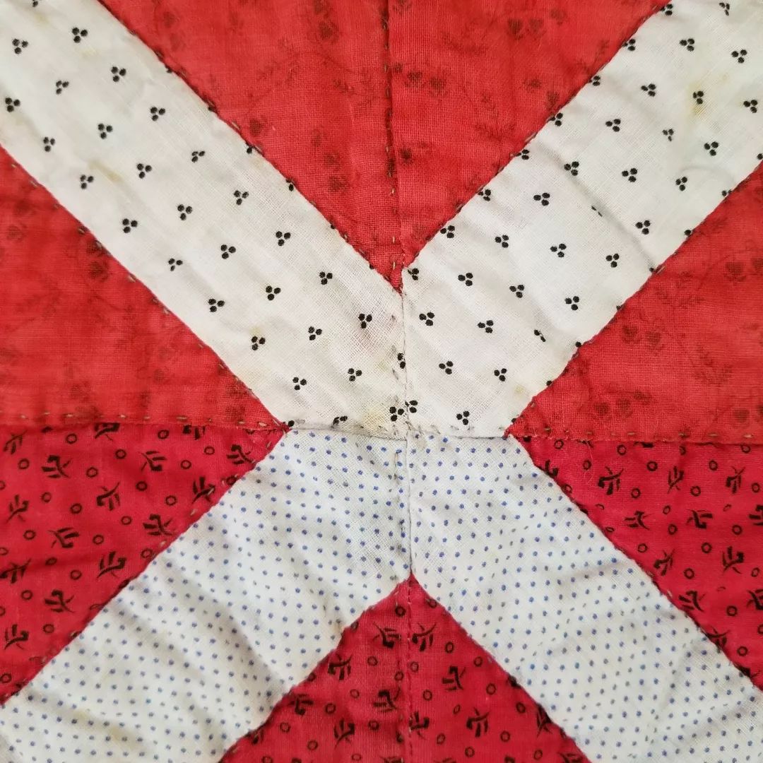 X and Os Red and Floral Quilt