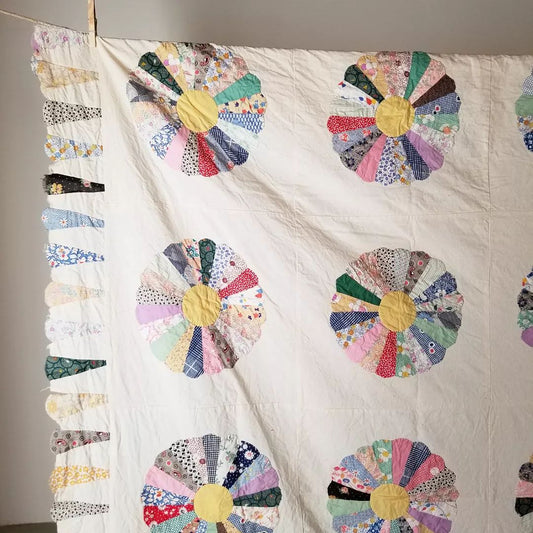 Dresden Plate Quilt Top 3