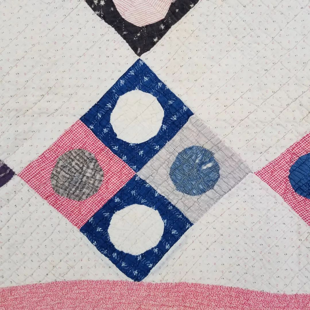 Polka Dot Quilt
