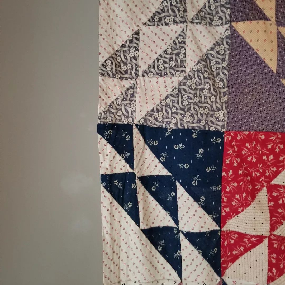 Ocean Waves Quilt Top 4