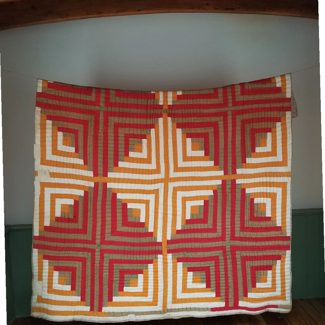Log Cabin, Cheddar Quilt