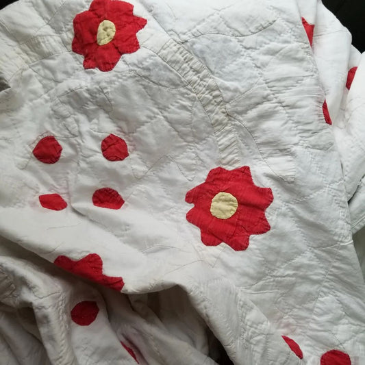 Red Applique Flower Quilt
