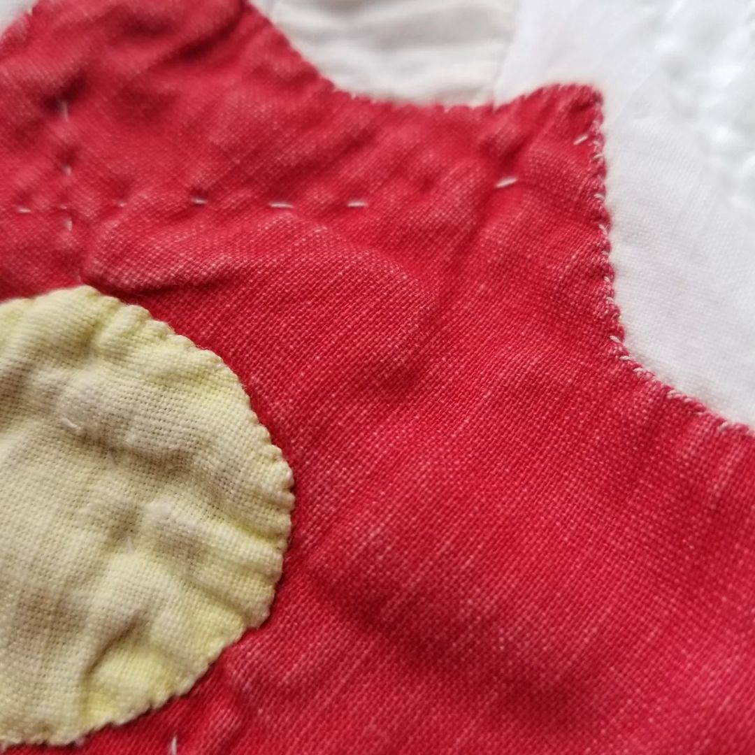 Red Applique Flower Quilt