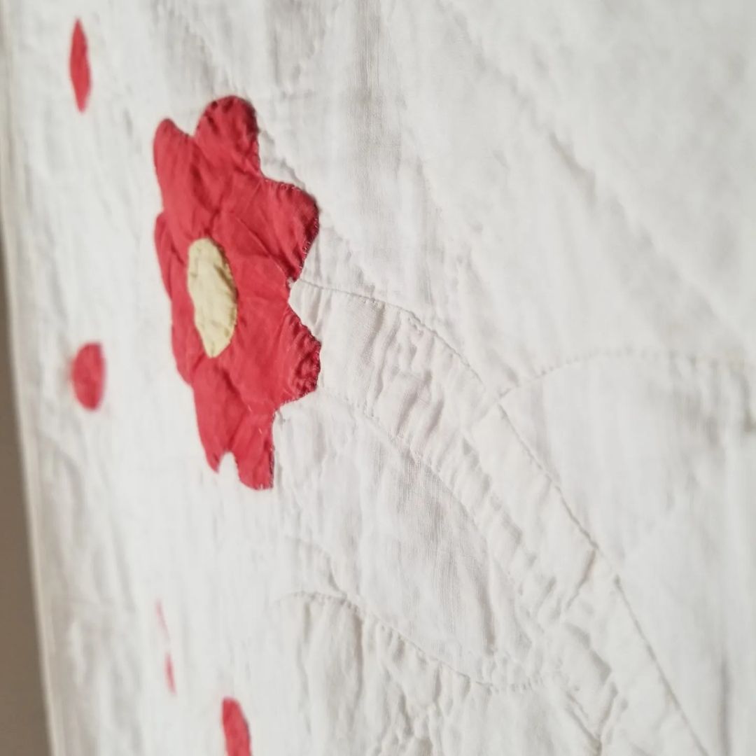 Red Applique Flower Quilt