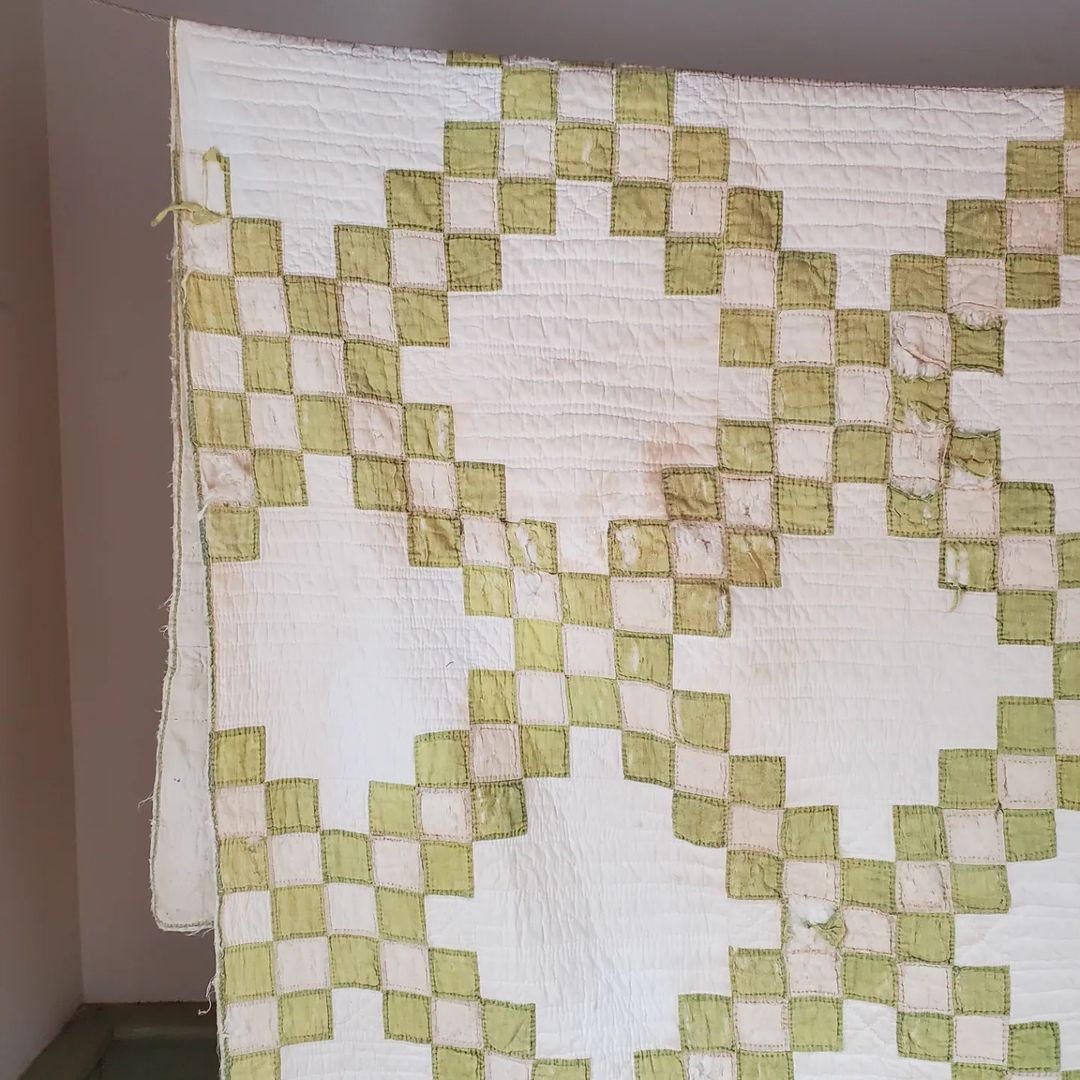Green and Cream Irish Chain Quilt