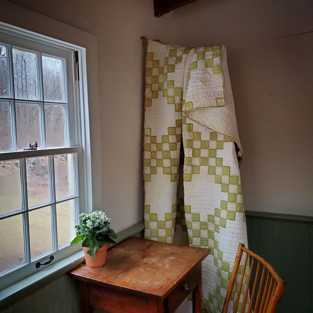 Green and Cream Irish Chain Quilt
