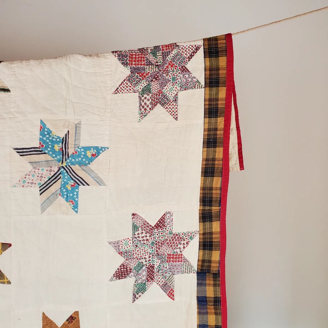 8 Point Star Sack Cloth Quilt