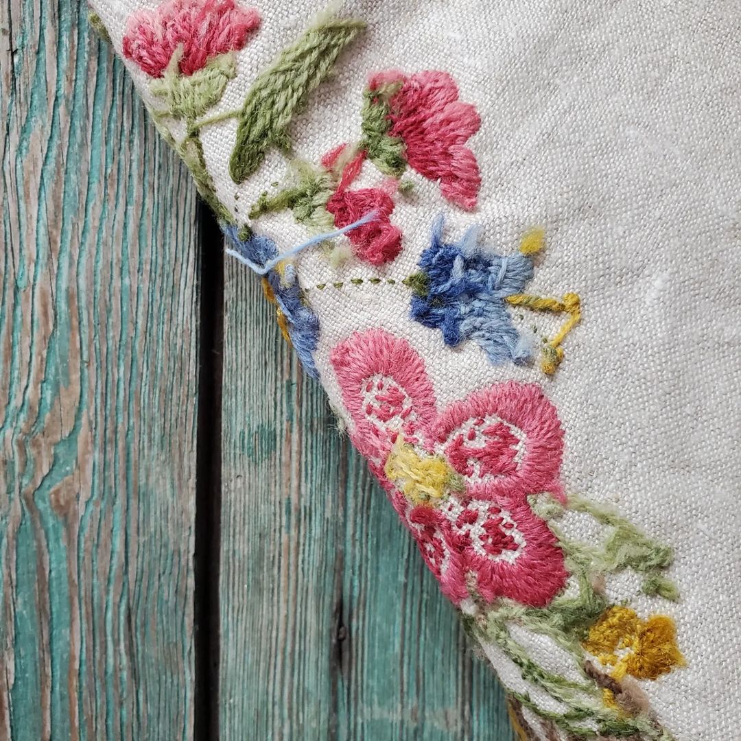 Wool & Linen Embroidery