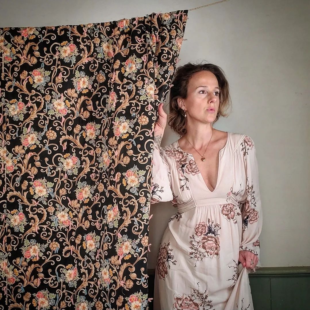 Vintage Black Comforter