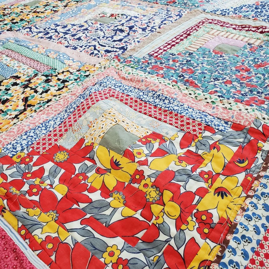 Floral Log Cabin Quilt