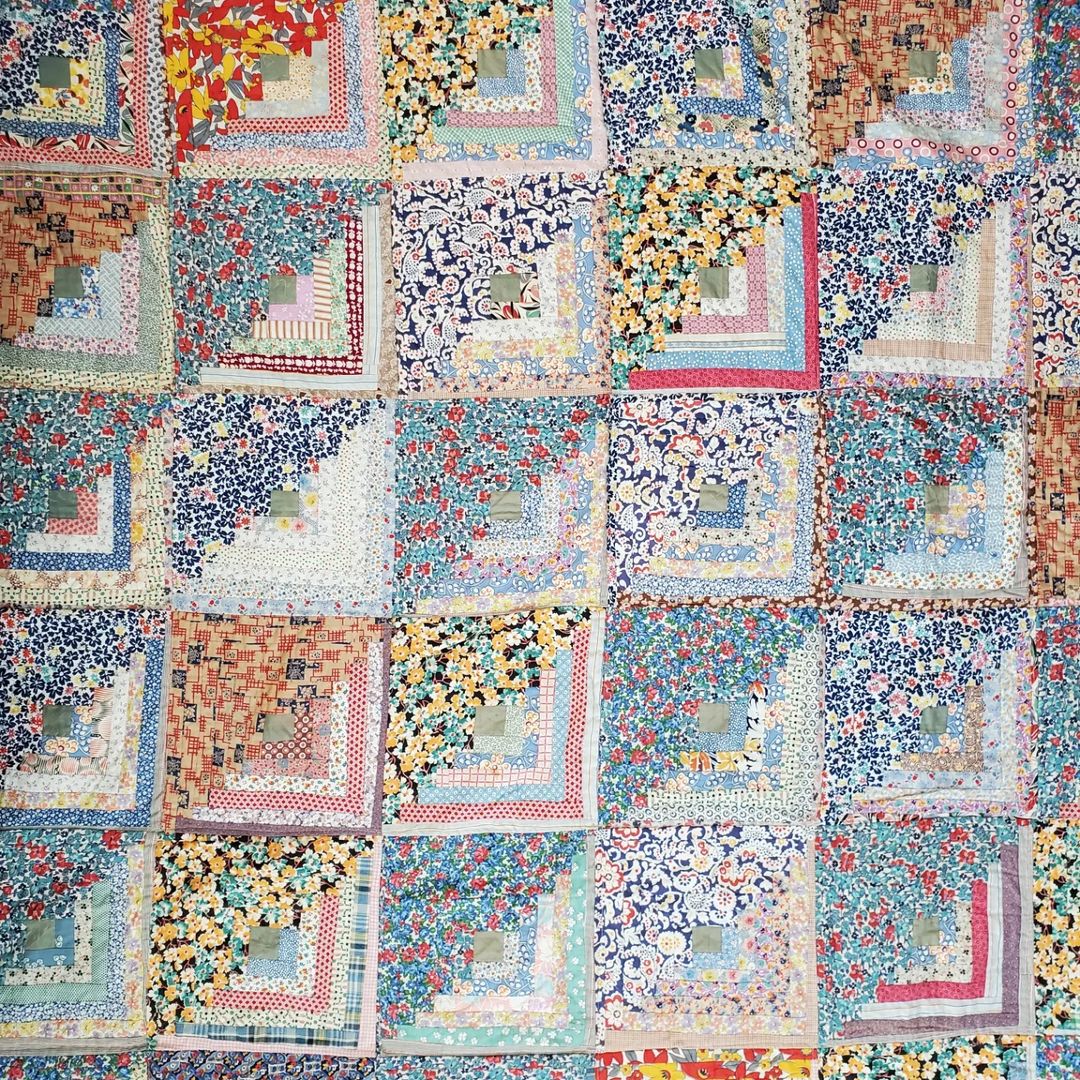 Floral Log Cabin Quilt