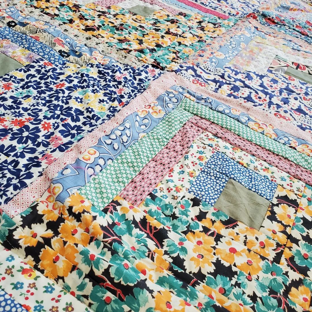 Floral Log Cabin Quilt