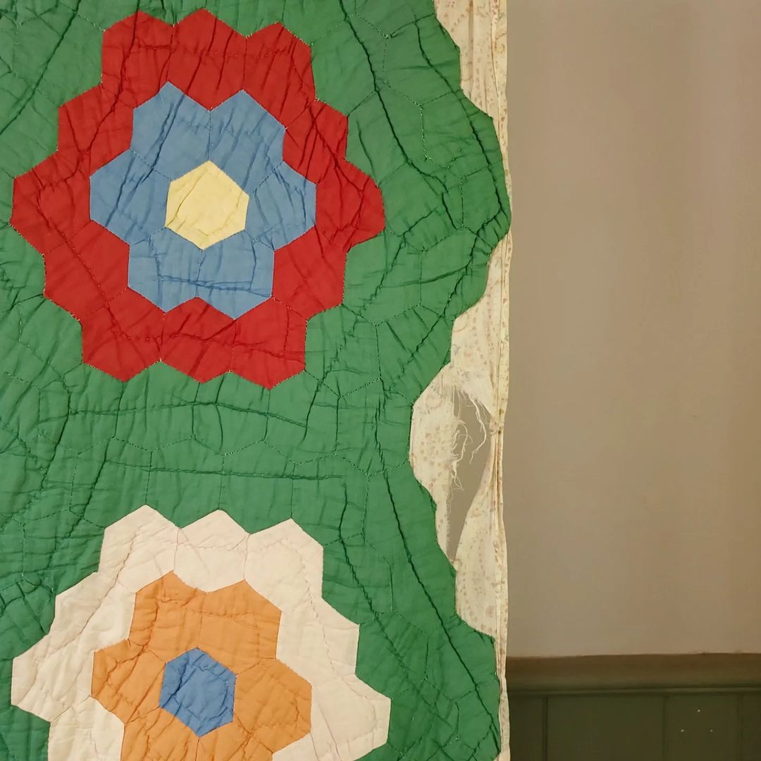 Green Garden Path Quilt
