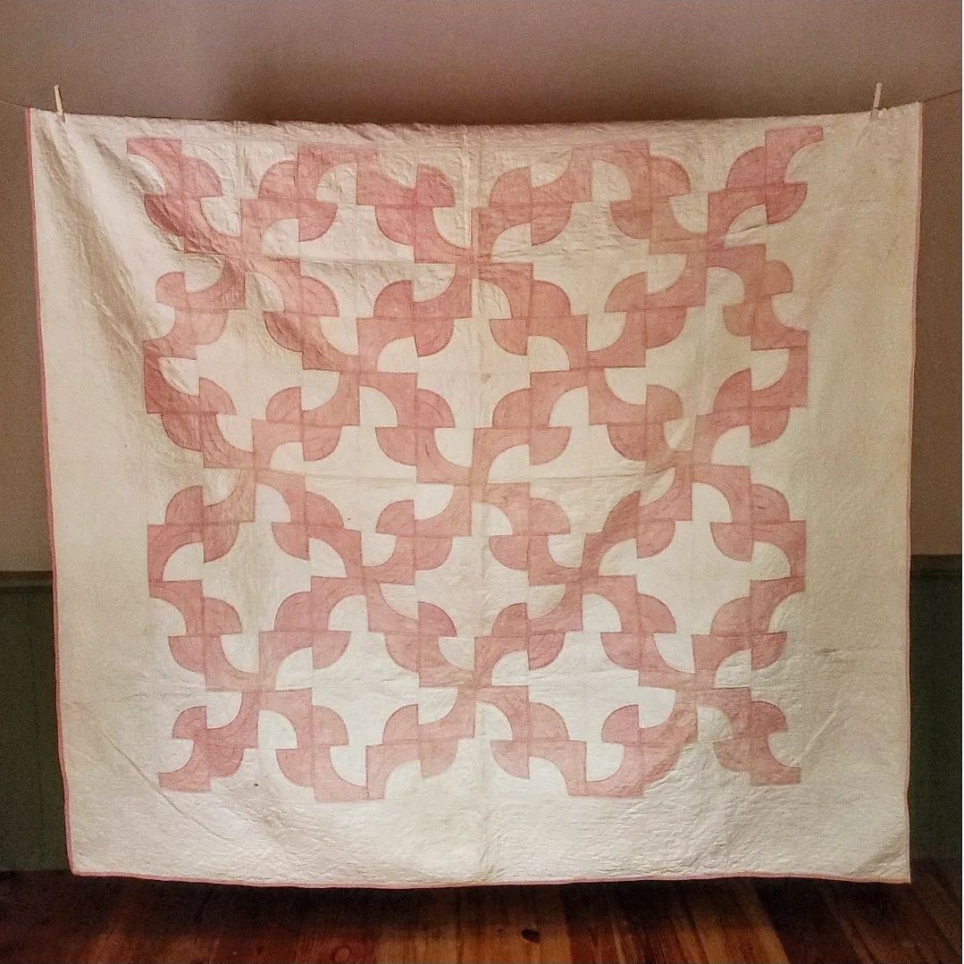 Pink Drunkards Path Quilt