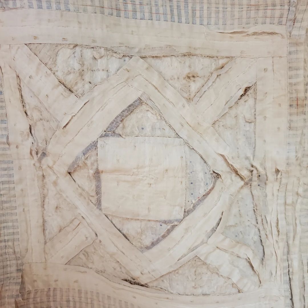 Pale Lattice Quilt