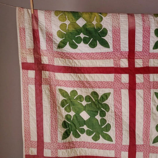 Pineapple Applique Quilt